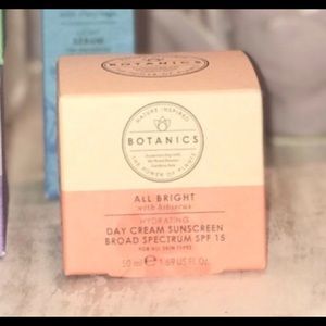 Botanics® All Bright Hydrating Day Cream